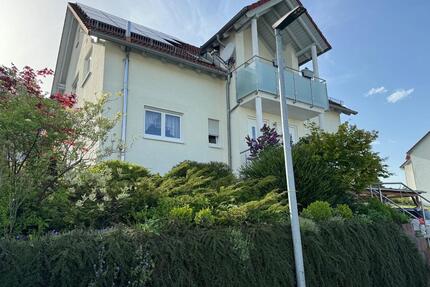 gepflegtes 2- Famillienhaus mit Panoramablick & PV-Anlage - Künzelsau