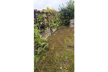 klein garten - 4.000,00&nbsp;EUR Kaltmiete, ca.&nbsp; 0,00&nbsp;m&sup2; in Krefeld (PLZ: 47809) Gellep-Stratum