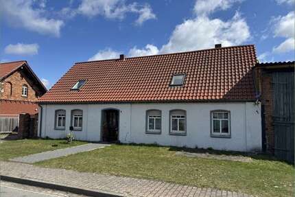 Haus zum Kaufen in Klötze 69.000,00 € 110 m²