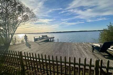 Haus zum Mieten in Bad Zwischenahn 4.750,00 € 200 m²