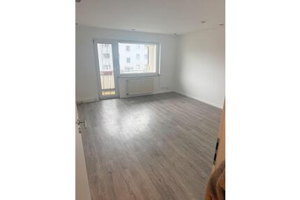 2 Zimmer Wohnung im 1 OG - 1.100,00&nbsp;EUR Kaltmiete, ca.&nbsp; 60,00&nbsp;m&sup2; in Köln (PLZ: 51061) Mülheim