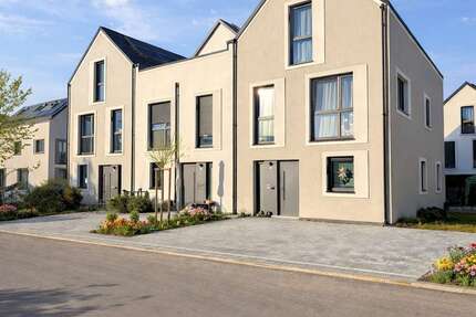 Haus zum Kaufen in Köfering 789.000,00 € 150.26 m²