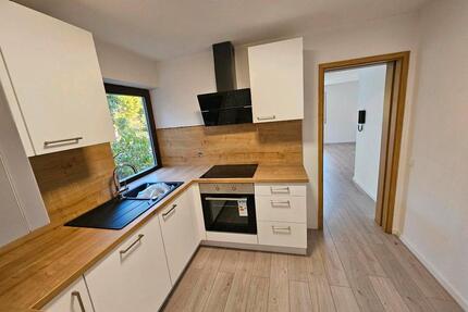 Frisch renovierte 2-Zimmer-Wohnung mit neuer Einbauküche uvm. - Ellwangen (Jagst)