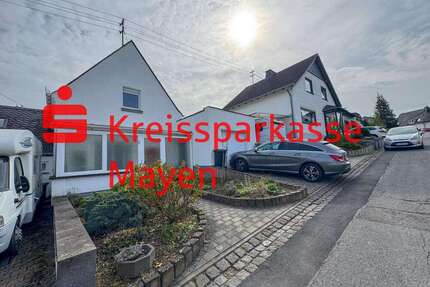 Haus zum Kaufen in Mayen 169.000,00 € 70 m²