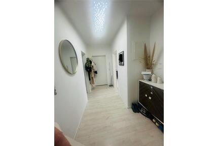 Helle 3 Zimmer Wohnung - 600,00&nbsp;EUR Kaltmiete, ca.&nbsp; 71,00&nbsp;m&sup2; in Nordenham (PLZ: 26954)