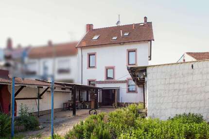 Haus zum Kaufen in Altrip 420.000,00 € 185 m²