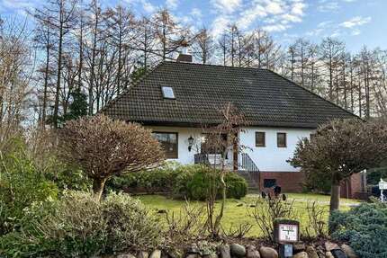 Haus zum Mieten in Hamburg 2.390,00 € 165 m²