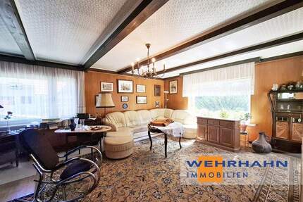 Sanierungsbedürftiges EFH mit Doppelgarage, Vollkeller und großem Garten in stadtnaher Lage - Ammersbek Schäferdresch