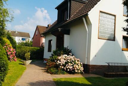 Einfamilienhaus mit Garten in ruhiger Lage in Porz-Urbach - Köln