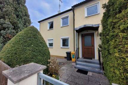 Haus zum Kaufen in Augsburg 525.000,00 € 120 m²