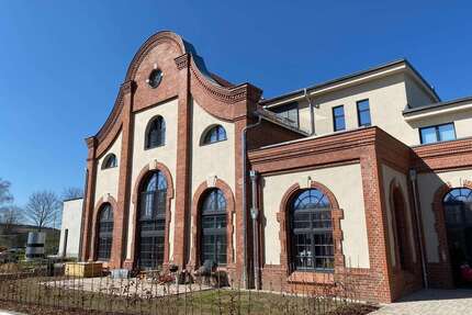 Wohnung zum Mieten in Dresden 1.330,00 € 104.3 m²