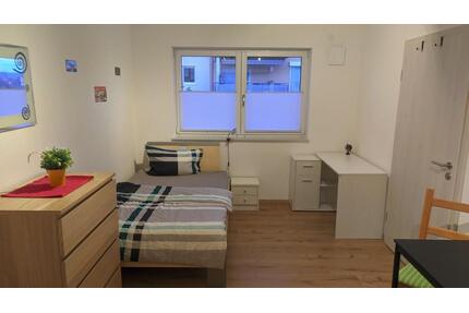 Wohnung Arbeiter Studenten Monteur Neubau, ruhige Lage + Küche - Kümmersbruck