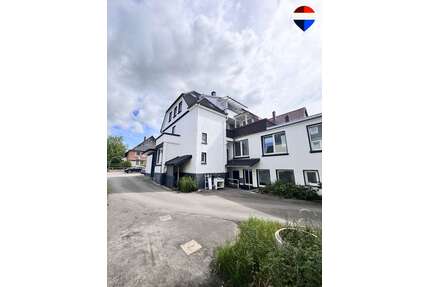 Haus zum Kaufen in Bad Pyrmont 339.990,00 € 245 m²