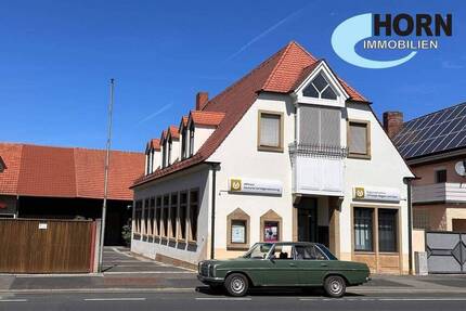 Grundsolides, ehemaliges Bankgebäude - Röthlein