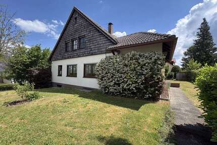 Haus zum Kaufen in Hohenaltheim Niederaltheim 330.000,00 € 284.31 m² - Hohenaltheim / Niederaltheim