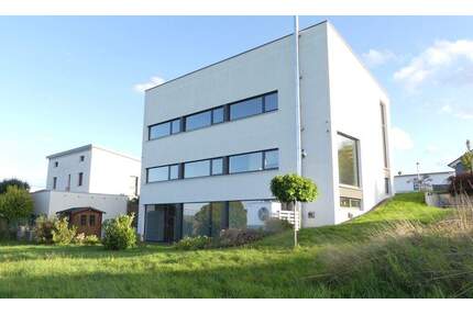 Exclusiv - Puristisch - Cool... mit einzigartigem Ausblick - Hüfingen