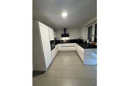 3-Zimmer Wohnung zu vermieten - 1.150,00&nbsp;EUR Kaltmiete, ca.&nbsp; 85,00&nbsp;m&sup2; in Ulm (PLZ: 89077) Söflingen