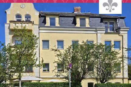 CHARMANTE WOHNUNG MIT SÜDBALKON UND STELLPLATZ IN LICHTERFELDE - Berlin / Lichterfelde