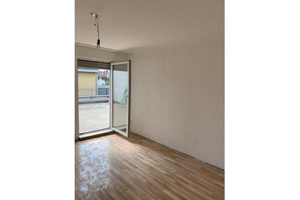 3-Zimmer-Wohnung zu vermieten - 700,00&nbsp;EUR Kaltmiete, ca.&nbsp; 60,00&nbsp;m&sup2; in Ebersbach an der Fils (PLZ: 73061)