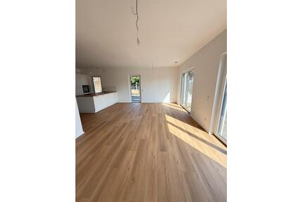 Exklusive Neubau-DoppelhaushälfteWohnung Giessen Hungen-Inheiden