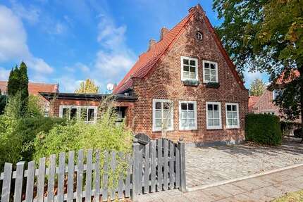 Haus zum Kaufen in Grömitz 1.390.000,00 € 243 m²