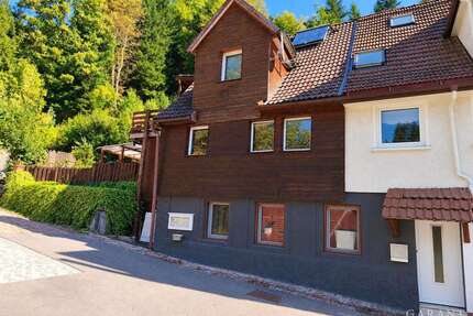 Haus zum Kaufen in Freudenstadt 250.000,00 € 205 m²