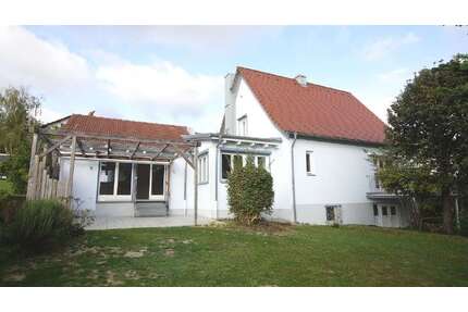 Haus zum Mieten in Bogen 1.290,00 € 158.75 m²