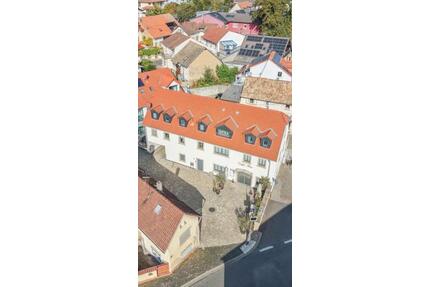 MFH in Stadecken Elsheim zu verkaufen, 2x Maisonett und Gastro - Stadecken-Elsheim