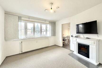 Zu sofort: Möbliertes Apartment mit Balkon und TG-Stellplatz in Döhren - Hannover