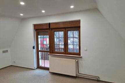 Zwei Zimmer wohnung in 12357 zu vermieten - Berlin Neukölln