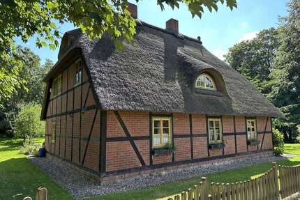 Haus zum Kaufen in Grevesmühlen 380.000,00 € 169 m²