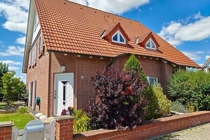 Haus zum Kaufen in Hohe Börde 279.000,00 € 123.36 m²