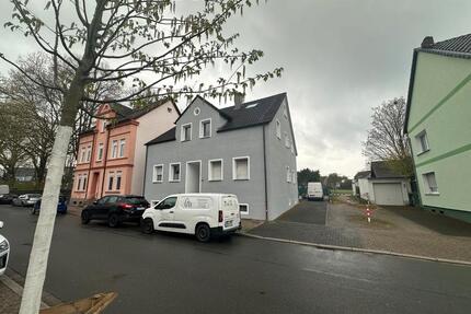 Vier Familien Haus - 362.000,00&nbsp;EUR Kaufpreis, ca.&nbsp; 220,00&nbsp;m&sup2; in Bochum (PLZ: 44651) Bochum-Mitte
