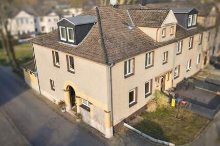 Großzügiges Endhaus mit ca. 200 m² Wohnfläche und Garten - viel Platz für Familie & Ideen - Gelsenkirchen Bismarck