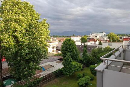Helle 2-Zimmer-Wohnung mit Balkon, TG-Stellplatz und Top-Lage - Rosenheim Innenstadt