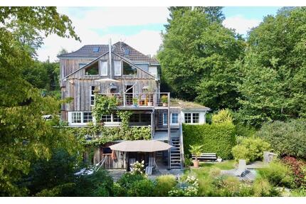Haus in Solingen Privatverkauf - 790.000,00&nbsp;EUR Kaufpreis, ca.&nbsp; 550,00&nbsp;m&sup2; in Solingen (PLZ: 42659) Burg