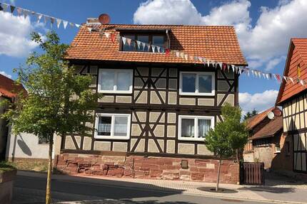 Ländliche Idylle im Fachwerkhaus - geräumige 2 RW mit Küchenzeile und Stellplatz - Gerstungen Neustädt