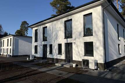 Haus zum Kaufen in Brandenburg - Blankenfelde-Mahlow 560.000,00 € 118 m²