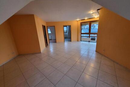 3 Zimmer Eigentumswohnung - 185.000,00&nbsp;EUR Kaufpreis, ca.&nbsp; 69,00&nbsp;m&sup2; in Eltmann (PLZ: 97483)