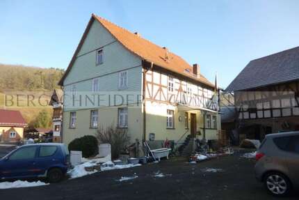 Haus zum Kaufen in Ludwigsau 120.000,00 € 225 m²