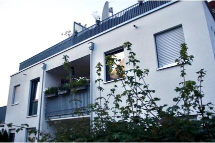 Moderne, helle und toll geschnittene 2-Zimmer-Wohnung mit Loggia - Neumarkt in der Oberpfalz Altenhof