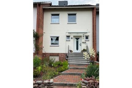 STD-Horstsee: Reihenmittelhaus mit Garage - Stade Altländer Viertel