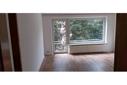 3 Zimmer Wohnung mit großem Wohnzimmer Balkon in Wahlstedt