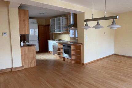 Innenstadtnahe renovierte 3-Zimmer-Maisonette-Wohnung im Oldenburger Ziegelhofviertel!