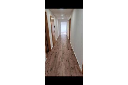 3 Zimmer-Wohnung in Möglingen, 87 qm, Einbauküche, Tiefgarage