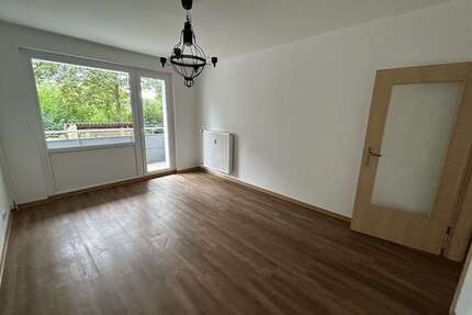 Wohnung zum Mieten in Seeland 330,00 € 58.87 m²