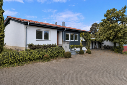 Haus zum Kaufen in Nimburg-Bottingen 950.000,00 € 150 m²