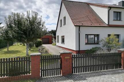 Haus mit Doppelgarage und schönem Garten - Eberswalde Brandenburgisches Viertel