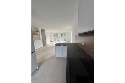 Exklusives Neubau-Reiheneckhaus (KfW 40) mit Garage in Top-Lage von Bad Homburg