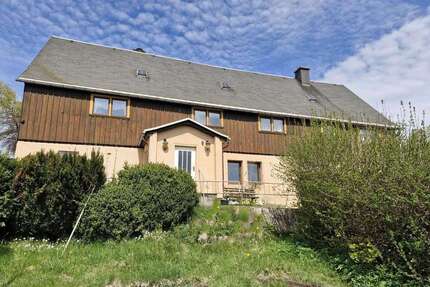 Haus zum Kaufen in Deutschneudorf 139.000,00 € 215 m²